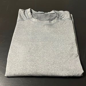Lululemon Metal Vent Tech Long Sleeve Shirt